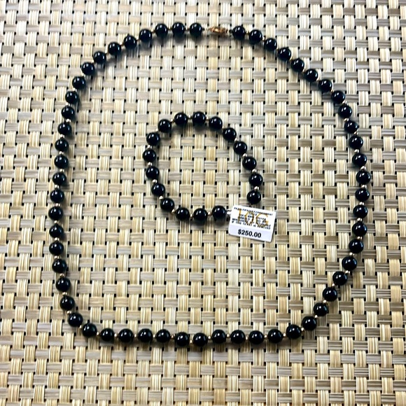 8MM Beaded Black Onyx necklace and bracelet set